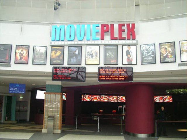 Plaza Mall 11 Ekran Movieplax