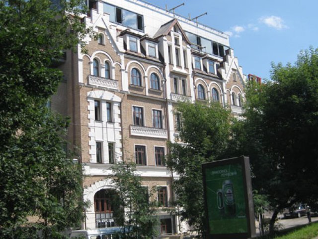  Taganskaya Administrative Building