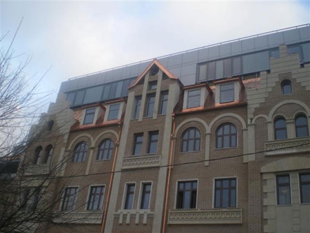  Taganskaya Administrative Building